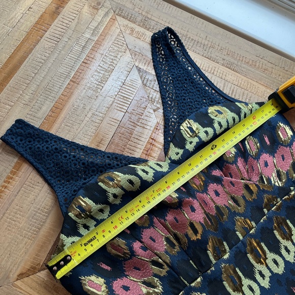 Anthropologie HD in Paris Yana Jacquard Peplum Top Blue Metallic Size US 10 - Picture 15 of 15